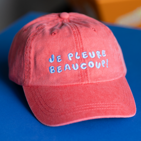 'je pleure beaucoup' red hat