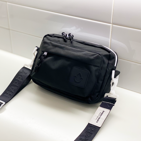 wander(bag) _ deep black